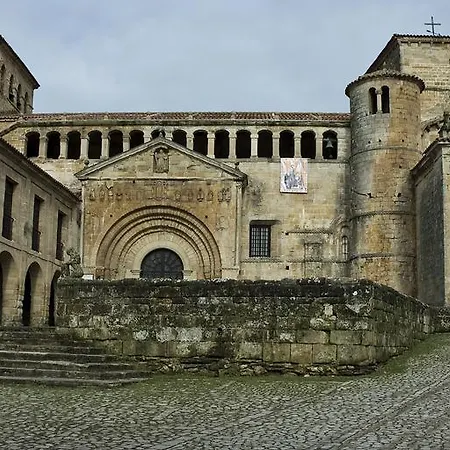 Legado De Santillana Apartamento *