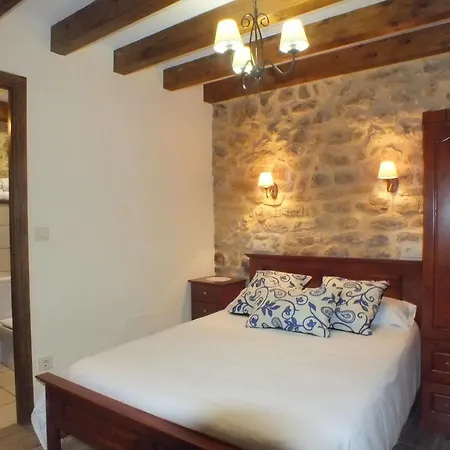 Legado De Santillana Apartment