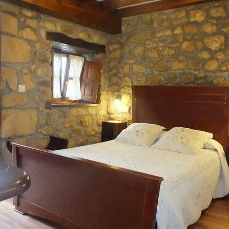 Legado De Santillana Apartment