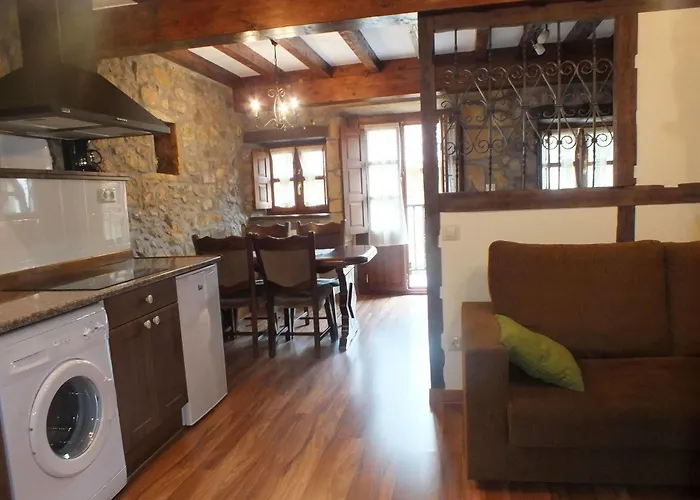 Legado De Santillana Apartment *