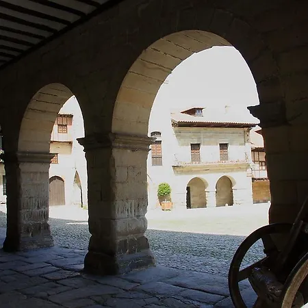 Legado De Santillana Appartement *